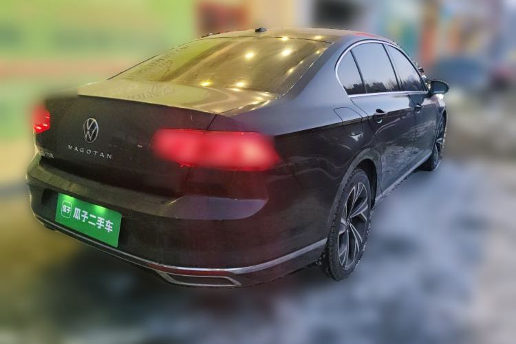 Used Volkswagen Magotan 2021 330TSI DSG 30th Anniversary Edition Rear Right 45 Deg