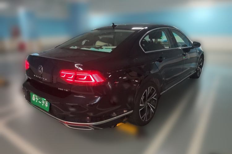 Used Volkswagen Magotan 2021 330TSI DSG 30th Anniversary Edition Rear Right 45 Deg