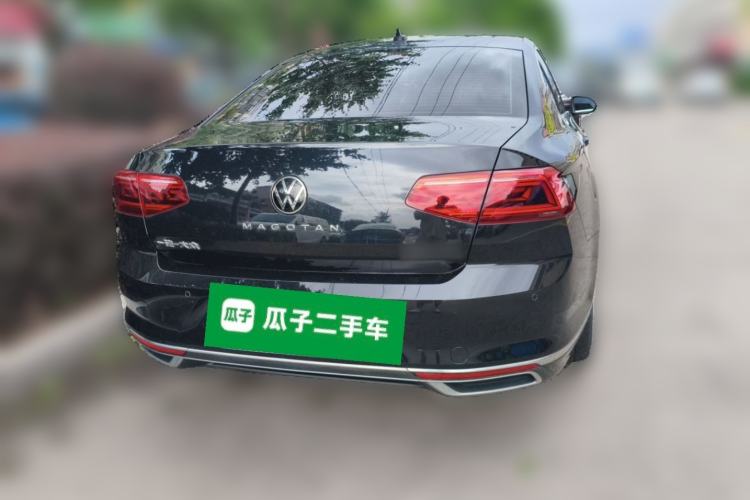 Used Volkswagen Magotan 2021 330TSI DSG 30th Anniversary Edition Rear Right 45 Deg