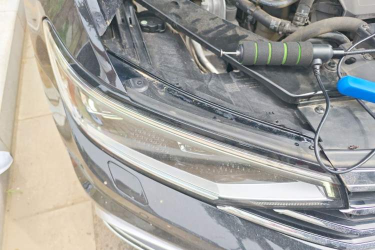 Used Volkswagen Magotan 2021 330TSI DSG 30th Anniversary Edition Right Front Headlight