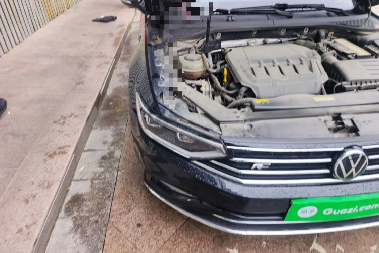 Used Volkswagen Magotan 2021 330TSI DSG 30th Anniversary Edition Right Front Headlight