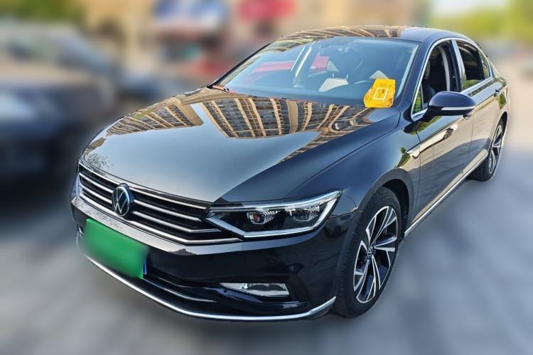 Used Volkswagen Magotan 2021 330TSI DSG 30th Anniversary Edition Guazi used car, China used car export, Used car for sale, Used  cars, Cheapest cars for sale