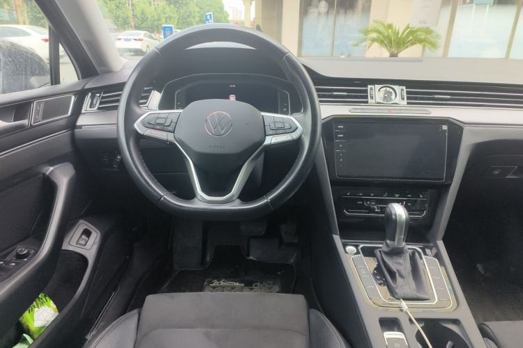 Used Volkswagen Magotan 2021 330TSI DSG 30th Anniversary Edition Steering Wheel