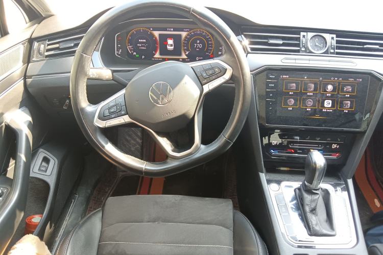 Used Volkswagen Magotan 2021 330TSI DSG 30th Anniversary Edition Steering Wheel