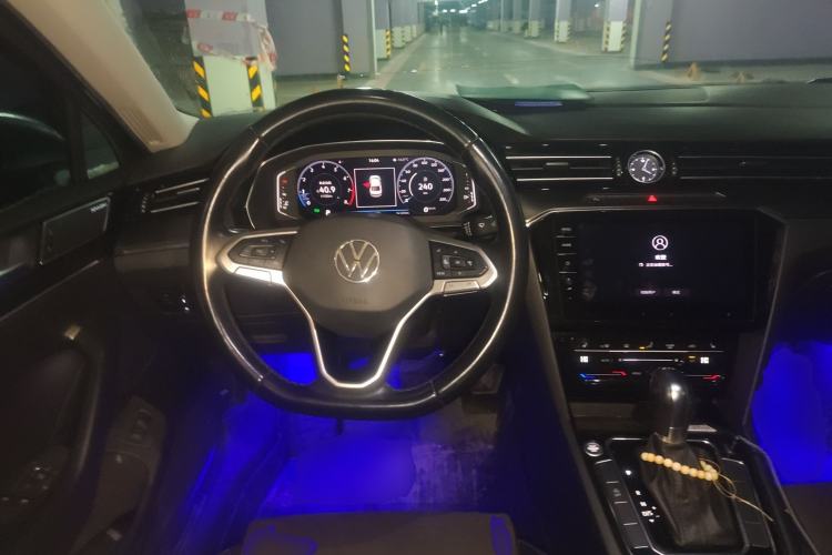 Used Volkswagen Magotan 2021 330TSI DSG 30th Anniversary Edition Steering Wheel