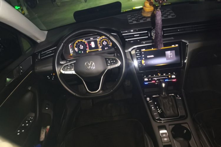 Used Volkswagen Magotan 2021 330TSI DSG 30th Anniversary Edition Steering Wheel
