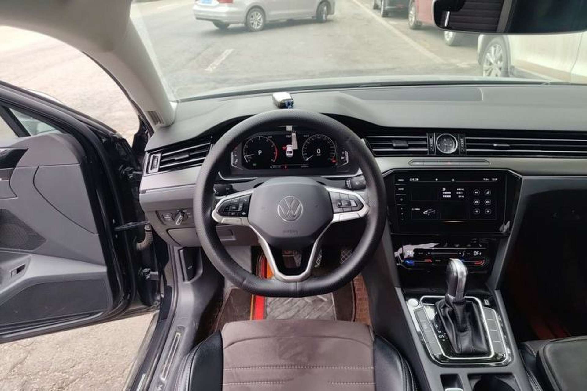 Used Volkswagen Magotan 2021 330TSI DSG 30th Anniversary Edition Steering Wheel