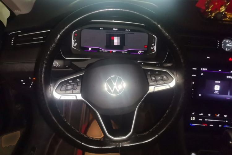 Used Volkswagen Magotan 2021 330TSI DSG 30th Anniversary Edition Steering Wheel