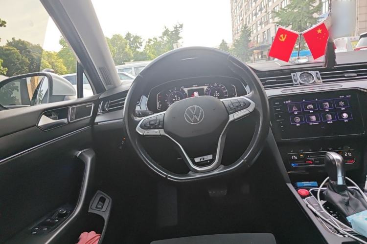 Used Volkswagen Magotan 2021 330TSI DSG 30th Anniversary Edition Steering Wheel