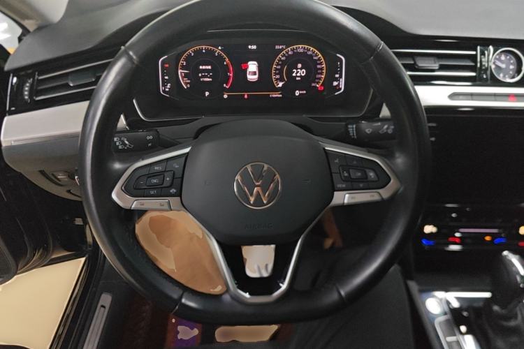 Used Volkswagen Magotan 2021 330TSI DSG 30th Anniversary Edition Steering Wheel