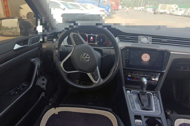 Used Volkswagen Magotan 2021 330TSI DSG 30th Anniversary Edition Steering Wheel