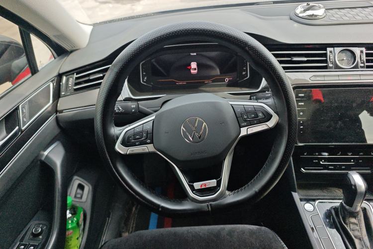 Used Volkswagen Magotan 2021 330TSI DSG 30th Anniversary Edition Steering Wheel