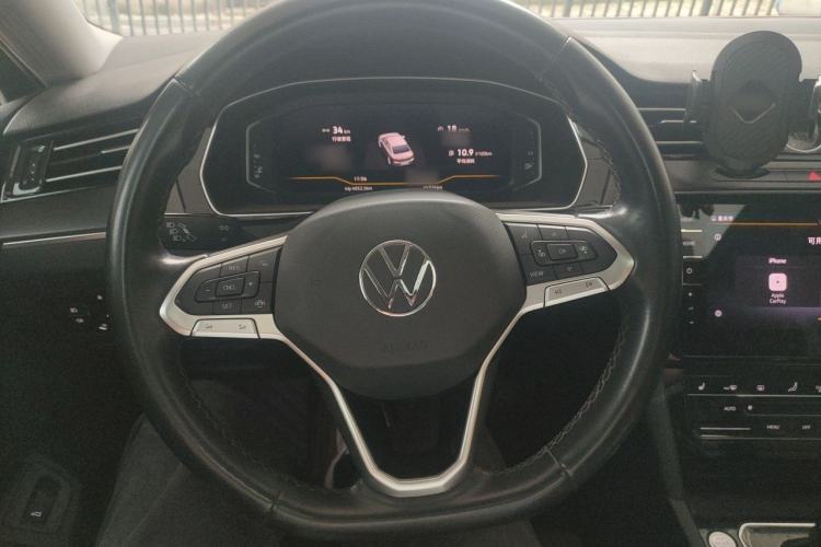 Used Volkswagen Magotan 2021 330TSI DSG 30th Anniversary Edition Steering Wheel