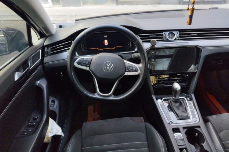 Used Volkswagen Magotan 2021 330TSI DSG 30th Anniversary Edition Steering Wheel