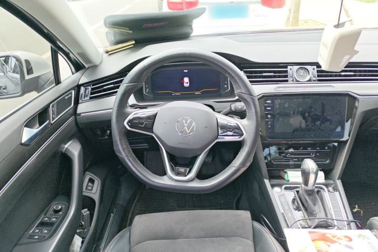 Used Volkswagen Magotan 2021 330TSI DSG 30th Anniversary Edition Steering Wheel