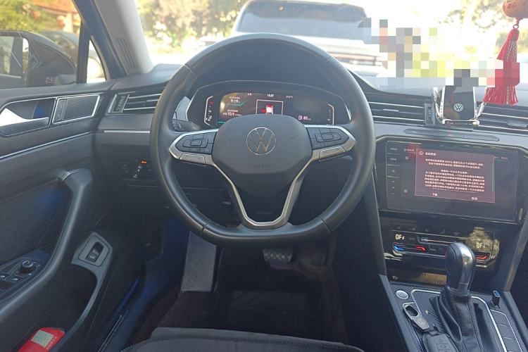 Used Volkswagen Magotan 2021 330TSI DSG 30th Anniversary Edition Steering Wheel