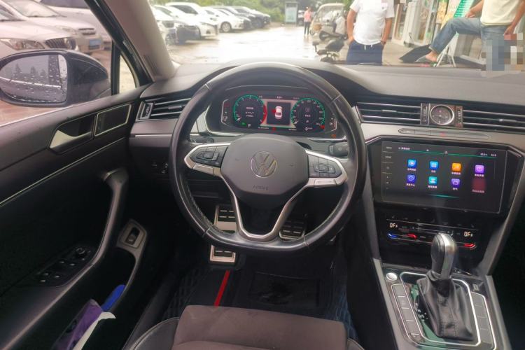 Used Volkswagen Magotan 2021 330TSI DSG 30th Anniversary Edition Steering Wheel