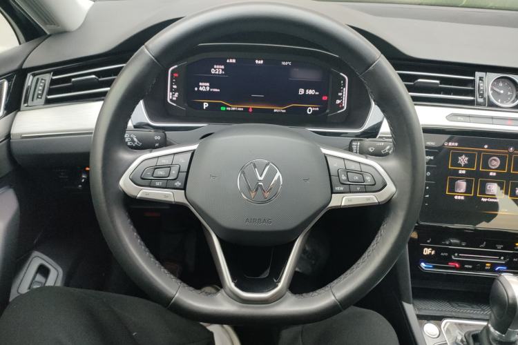 Used Volkswagen Magotan 2021 330TSI DSG 30th Anniversary Edition Steering Wheel