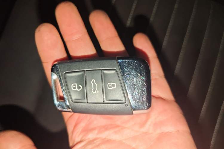 Used Volkswagen Magotan 2021 330TSI DSG 30th Anniversary Edition Vehicle Key