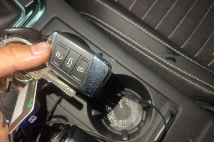 Used Volkswagen Magotan 2021 330TSI DSG 30th Anniversary Edition Vehicle Key