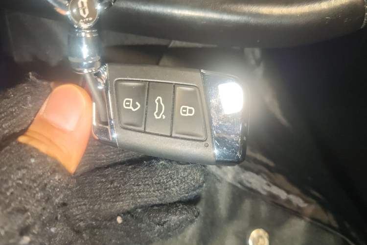 Used Volkswagen Magotan 2021 330TSI DSG 30th Anniversary Edition Vehicle Key