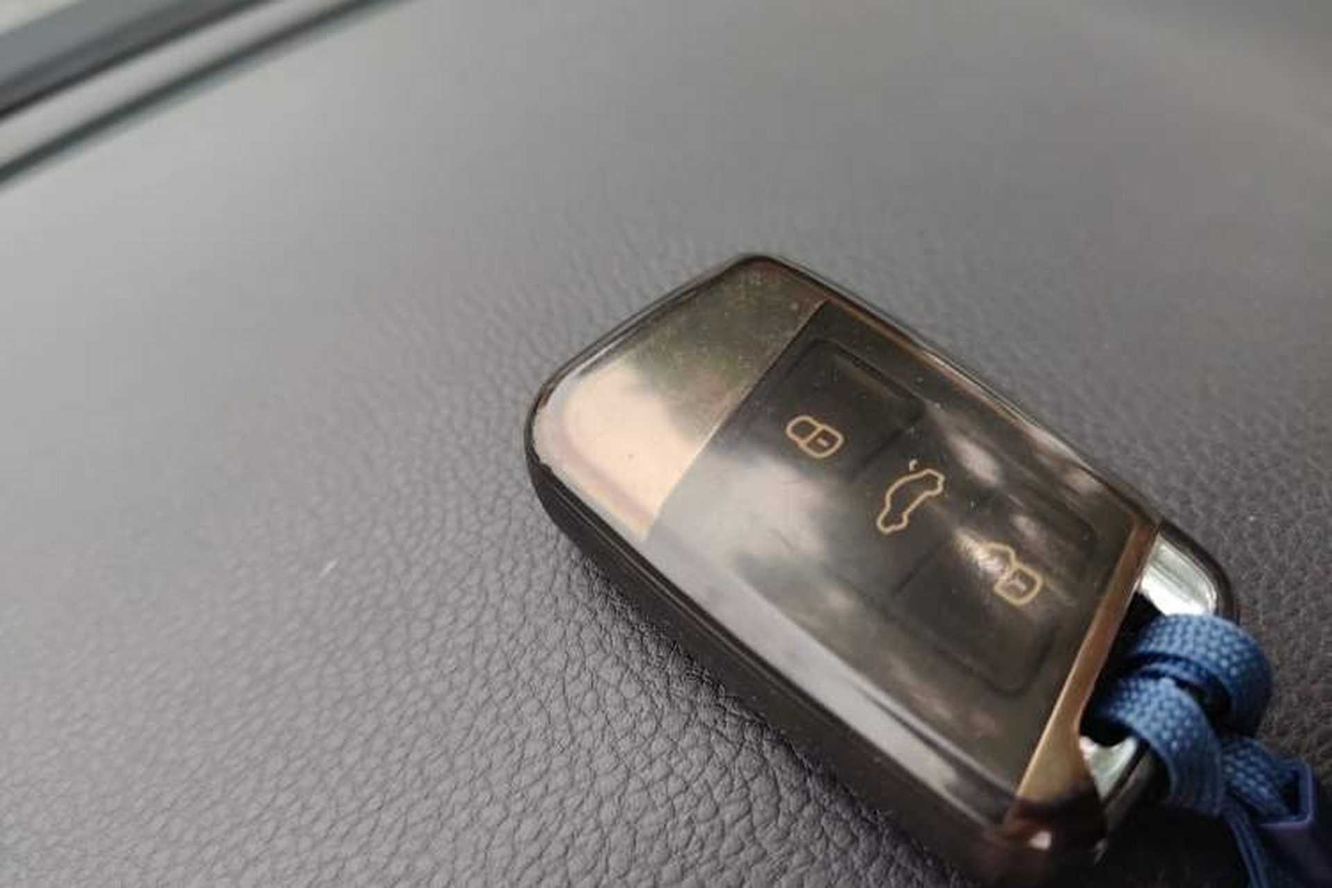 Used Volkswagen Magotan 2021 330TSI DSG 30th Anniversary Edition Vehicle Key