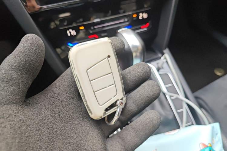 Used Volkswagen Magotan 2021 330TSI DSG 30th Anniversary Edition Vehicle Key