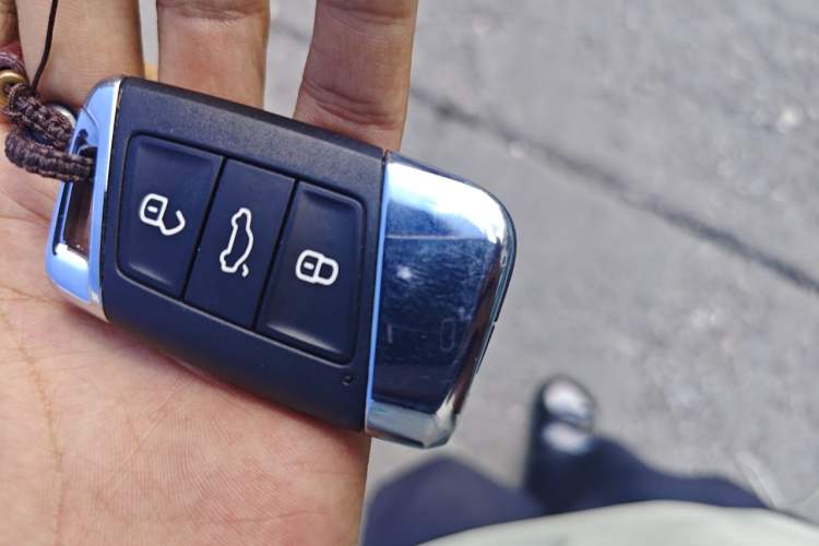 Used Volkswagen Magotan 2021 330TSI DSG 30th Anniversary Edition Vehicle Key