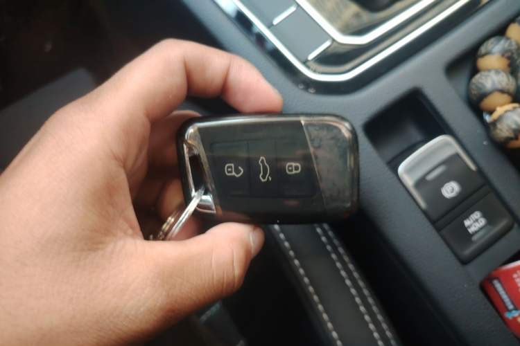 Used Volkswagen Magotan 2021 330TSI DSG 30th Anniversary Edition Vehicle Key