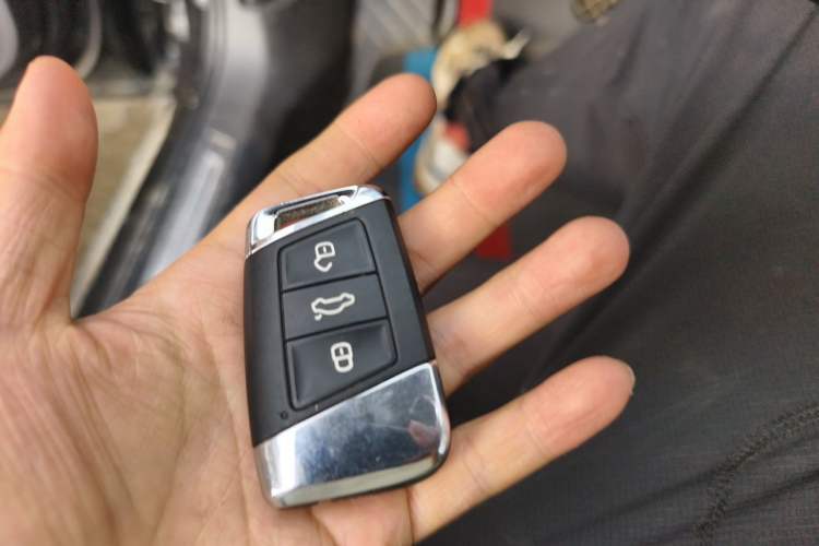 Used Volkswagen Magotan 2021 330TSI DSG 30th Anniversary Edition Vehicle Key