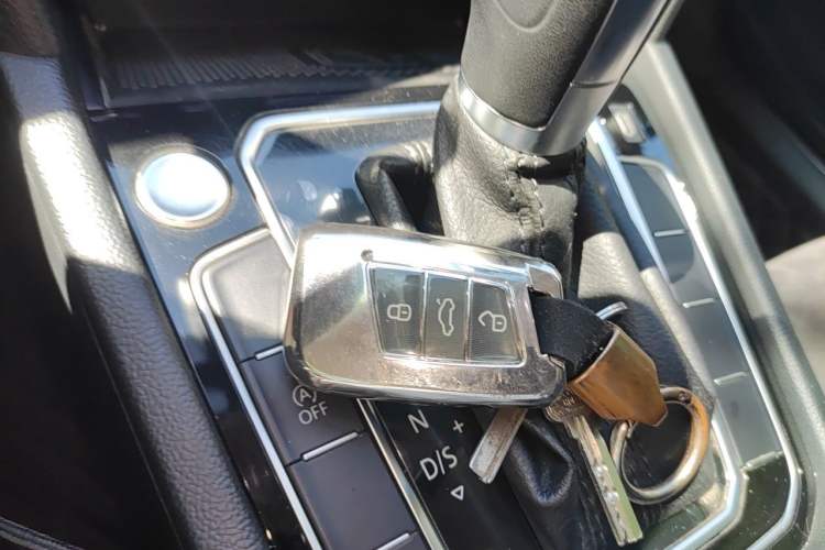 Used Volkswagen Magotan 2021 330TSI DSG 30th Anniversary Edition Vehicle Key