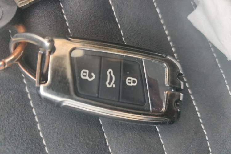 Used Volkswagen Magotan 2021 330TSI DSG 30th Anniversary Edition Vehicle Key