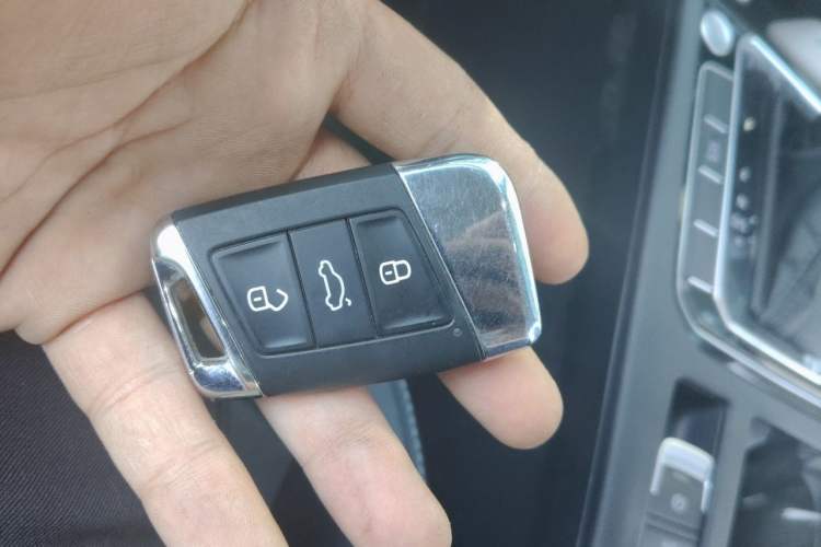 Used Volkswagen Magotan 2021 330TSI DSG 30th Anniversary Edition Vehicle Key