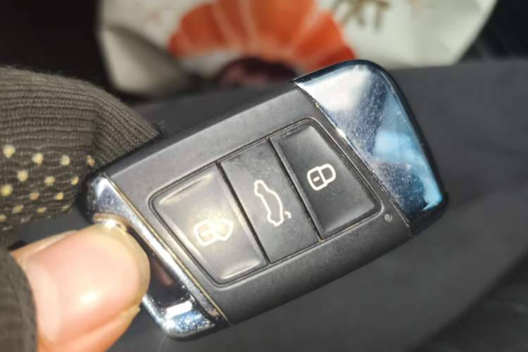 Used Volkswagen Magotan 2021 330TSI DSG 30th Anniversary Edition Vehicle Key
