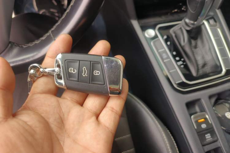 Used Volkswagen Magotan 2021 330TSI DSG 30th Anniversary Edition Vehicle Key