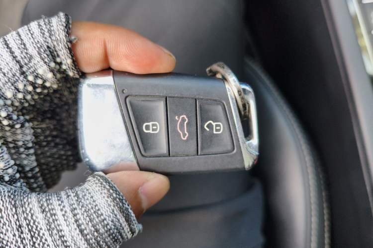 Used Volkswagen Magotan 2021 330TSI DSG 30th Anniversary Edition Vehicle Key