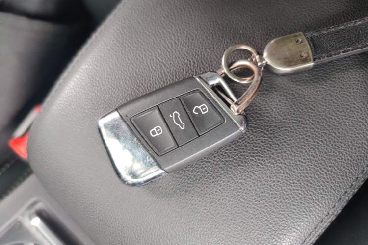 Used Volkswagen Magotan 2021 330TSI DSG 30th Anniversary Edition Vehicle Key