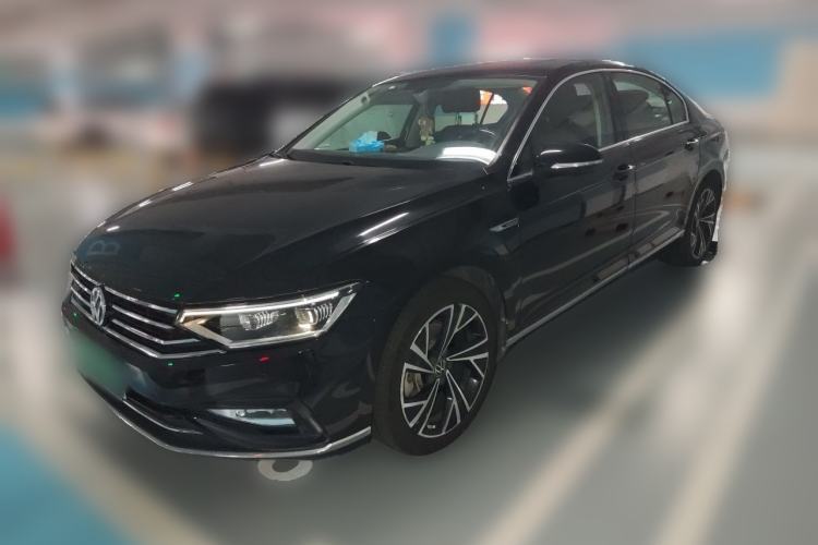 Used Volkswagen Magotan 2021 330TSI DSG 30th Anniversary Edition Guazi used car, China used car export, Used car for sale, Used  cars, Cheapest cars for sale