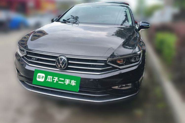Used Volkswagen Magotan 2021 330TSI DSG 30th Anniversary Edition Guazi used car, China used car export, Used car for sale, Used cars, Cheapest cars for sale