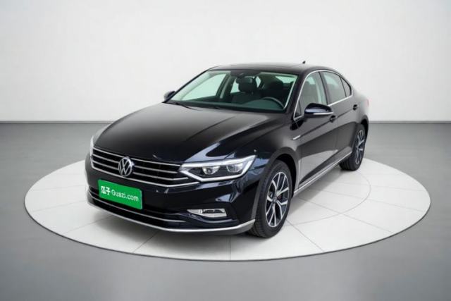 Volkswagen Magotan 2021 330TSI DSG 30th Anniversary Edition usado