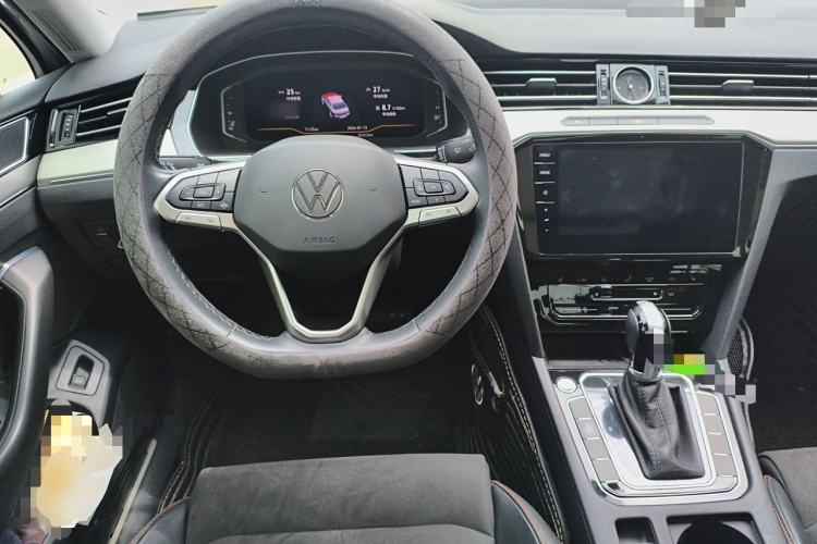 Used Volkswagen Magotan 2021 330TSI DSG 30th Anniversary Edition Steering Wheel