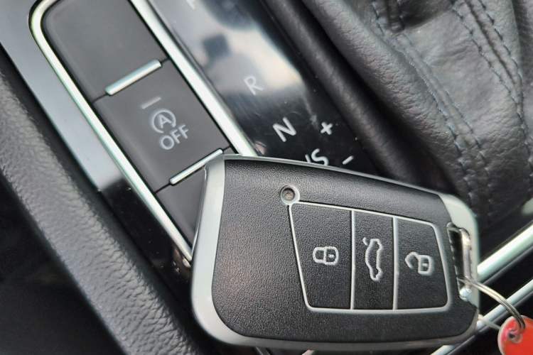 Used Volkswagen Magotan 2021 330TSI DSG 30th Anniversary Edition Vehicle Key