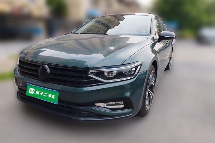 Used Volkswagen Magotan 2021 330TSI DSG 30th Anniversary Edition Guazi used car, China used car export, Used car for sale, Used Volkswagen cars, Cheapest cars for sale