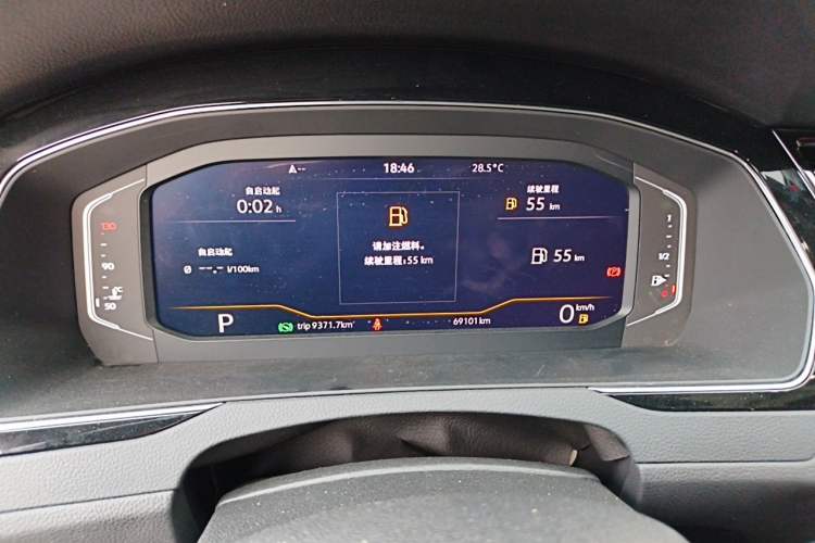 Used Volkswagen Magotan 2021 330TSI DSG 30th Anniversary Edition Odometer Close Up