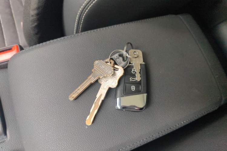 Used Volkswagen Magotan 2021 330TSI DSG 30th Anniversary Edition Vehicle Key