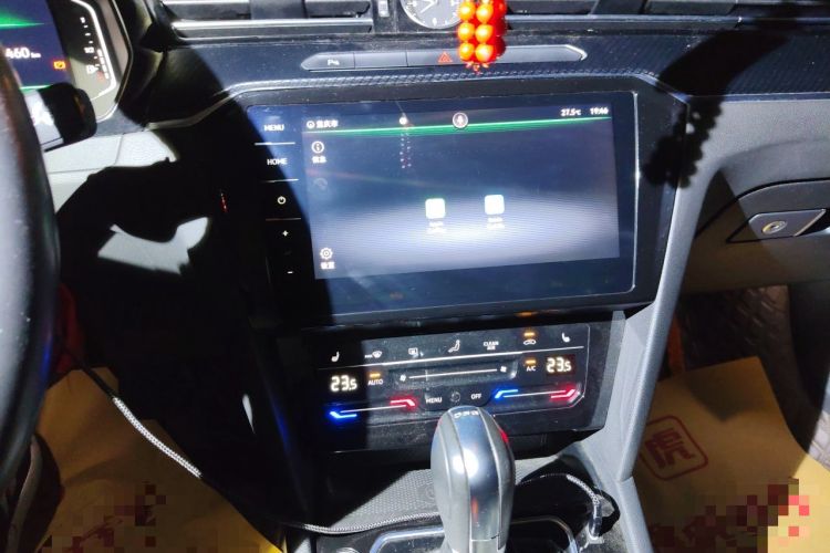 Used Volkswagen Magotan 2021 330TSI DSG 30th Anniversary Edition Audio And AC Panel