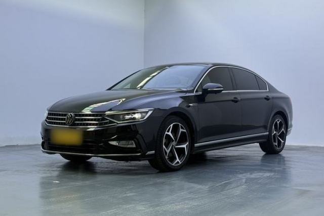 Ojetý Volkswagen Magotan 2023 2 Million Units Commemorative Edition 330TSI DSG Luxury Version