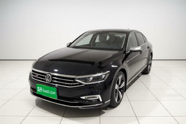 Ojetý Volkswagen Magotan 2023 2 Million Units Limited Edition 330TSI DSG Leading Version