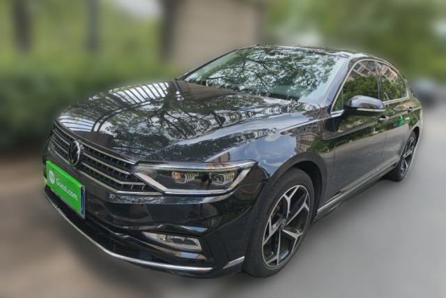 Used Volkswagen Magotan 2023 2 Million Units Limited Edition 330TSI DSG Leading Version