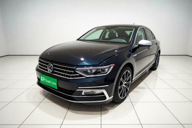 Ojetý Volkswagen Magotan 2023 2 Million Units Commemorative Edition 330TSI DSG Luxury Version